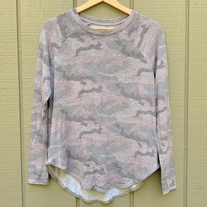 American Eagle Camo Top